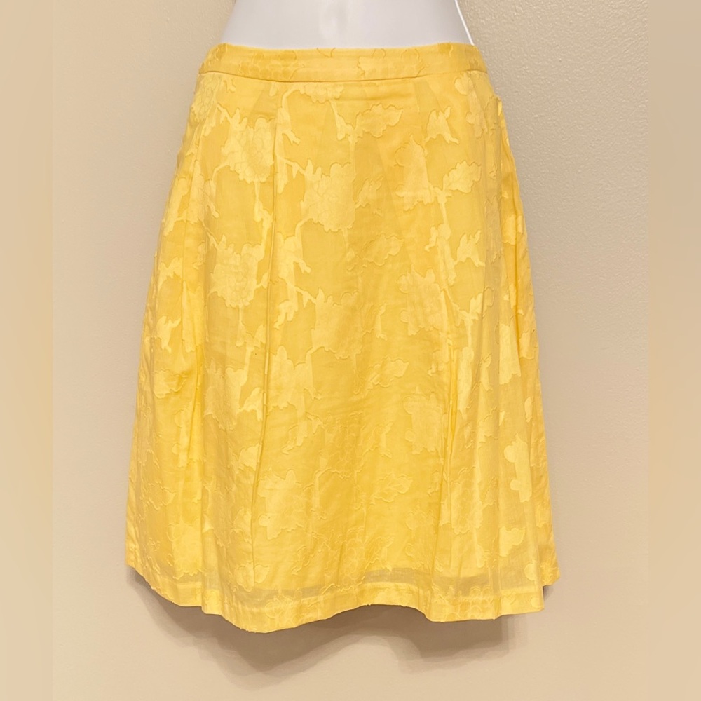 The Limited, yellow skirt, excellent condition, size XS Tall.